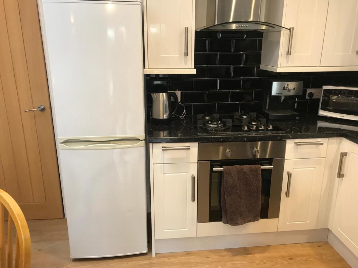 Barton-upon-Humber Cozy Lodge With Private Garden And Bbq מראה חיצוני תמונה